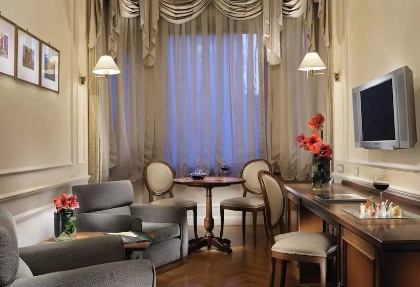 オーシャンビュースイート, Royal Hotel Sanremo