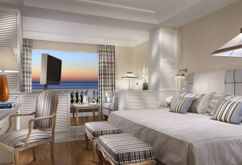 オーシャンビューデラックスジュニアスイート, Royal Hotel Sanremo