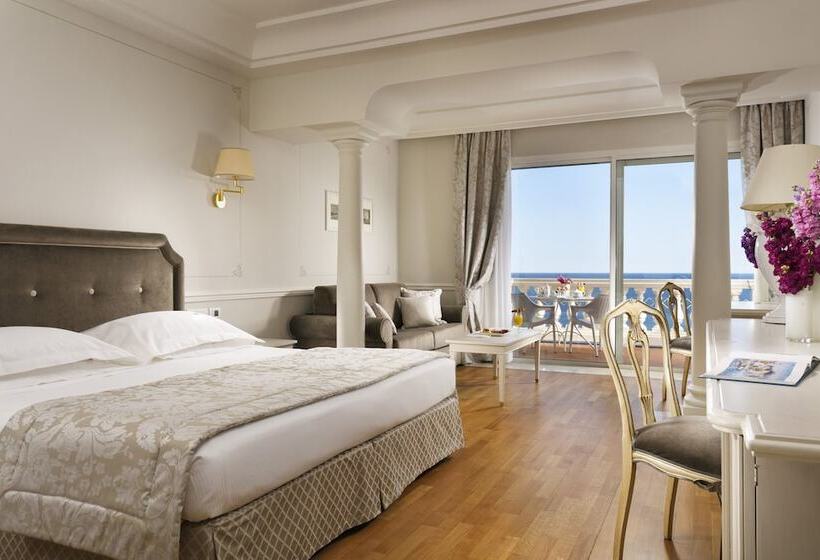 디럭스 주니어 스위트 바다 전망, Royal Hotel Sanremo