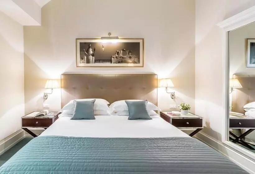 Classic Room, Savoia Excelsior Palace Trieste   Starhotels Collezione