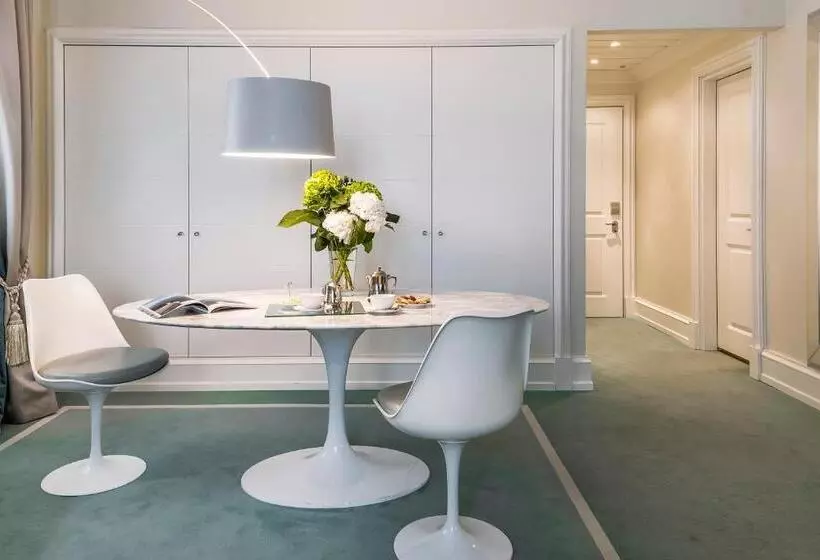 Junior Suite Sea View, Savoia Excelsior Palace Trieste   Starhotels Collezione
