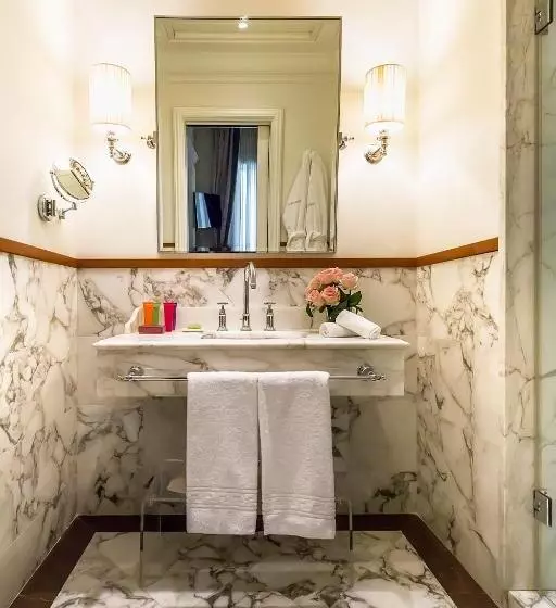 Suite Sea View, Savoia Excelsior Palace Trieste   Starhotels Collezione
