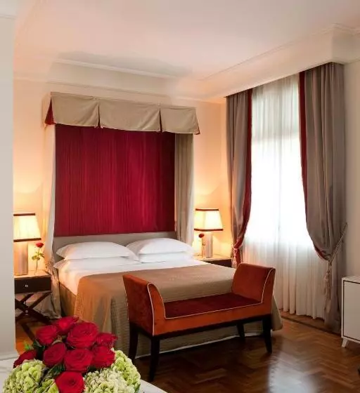 Junior Suite Sea View, Savoia Excelsior Palace Trieste   Starhotels Collezione