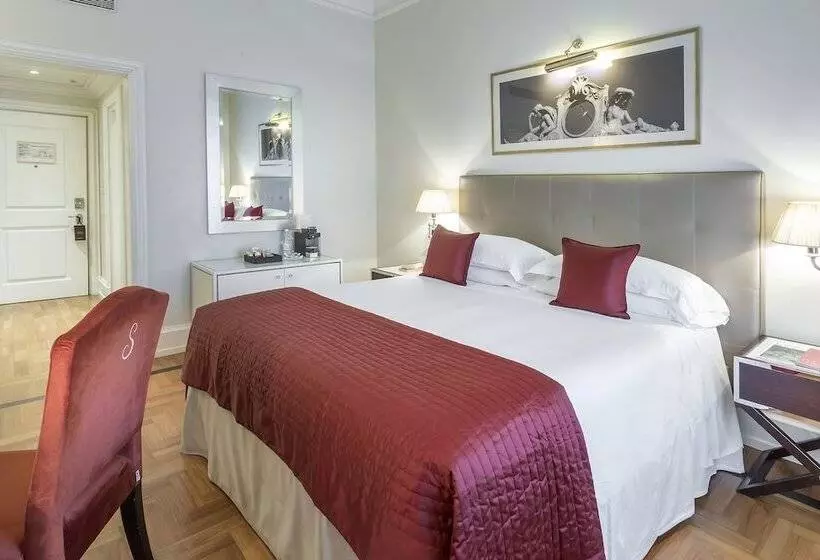 Classic Room, Savoia Excelsior Palace Trieste   Starhotels Collezione