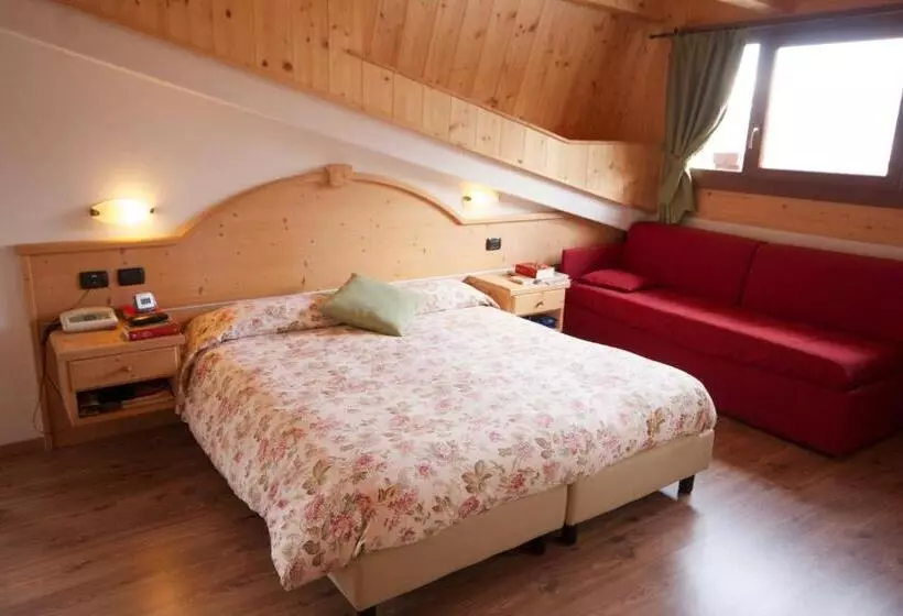 اتاق استاندارد چهار تخته, Vallechiara