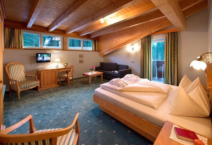 Четырехместный Номер Стандарт, Waldrast Dolomites