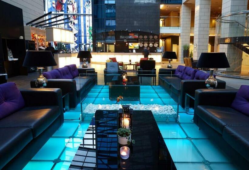 اتاق استاندارد با چشم‌انداز, Hótel Reykjavík Grand