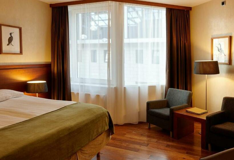 اتاق استاندارد با چشم‌انداز, Hótel Reykjavík Grand