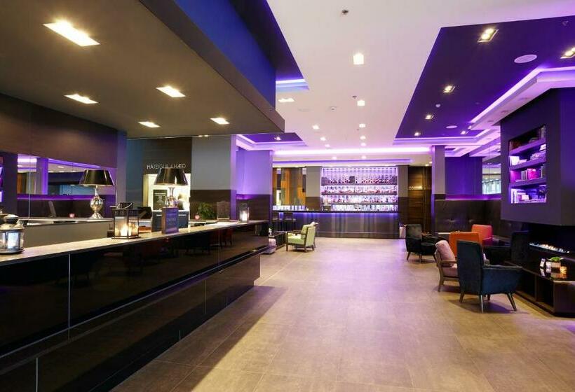 اتاق استاندارد با چشم‌انداز, Hótel Reykjavík Grand