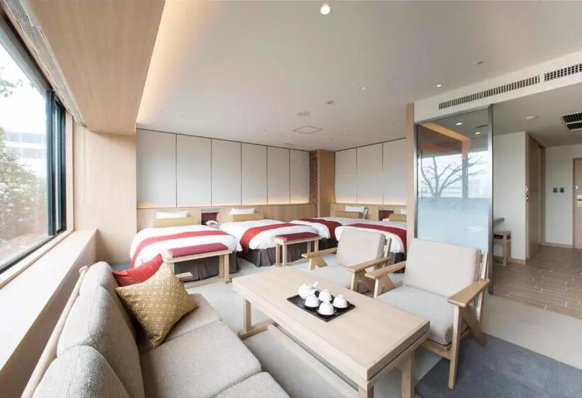 Habitació Quàdruple Premium, Granvia Hiroshima