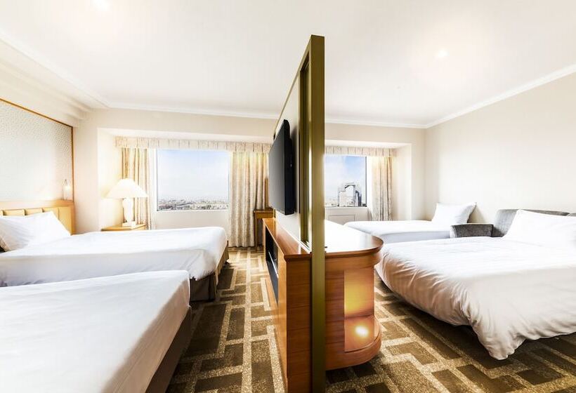 Номер Deluxe, Hanshin Osaka