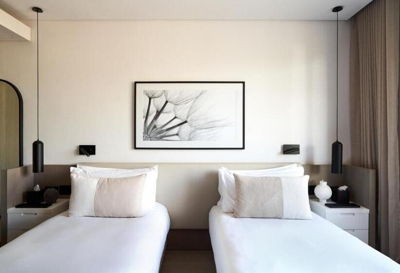 اتاق لوکس, Lux Grand Baie Resort & Residences