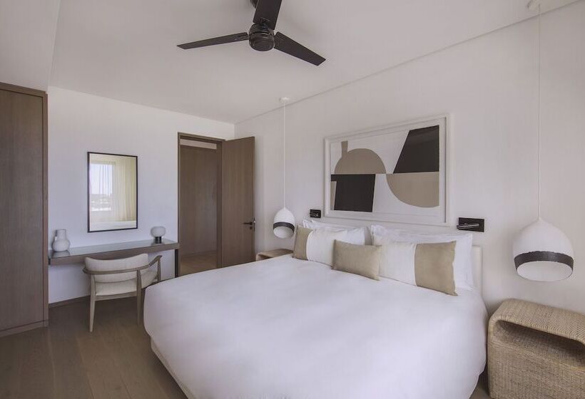 اتاق لوکس, Lux Grand Baie Resort & Residences