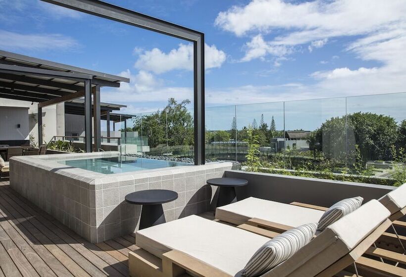 اتاق لوکس, Lux Grand Baie Resort & Residences