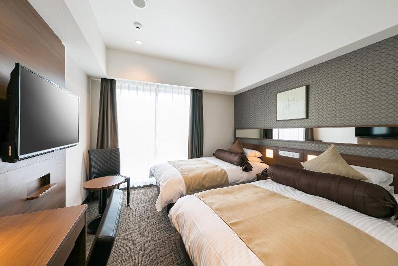 غرفة سوبيريور مطلّة علي البحر, Miyahira