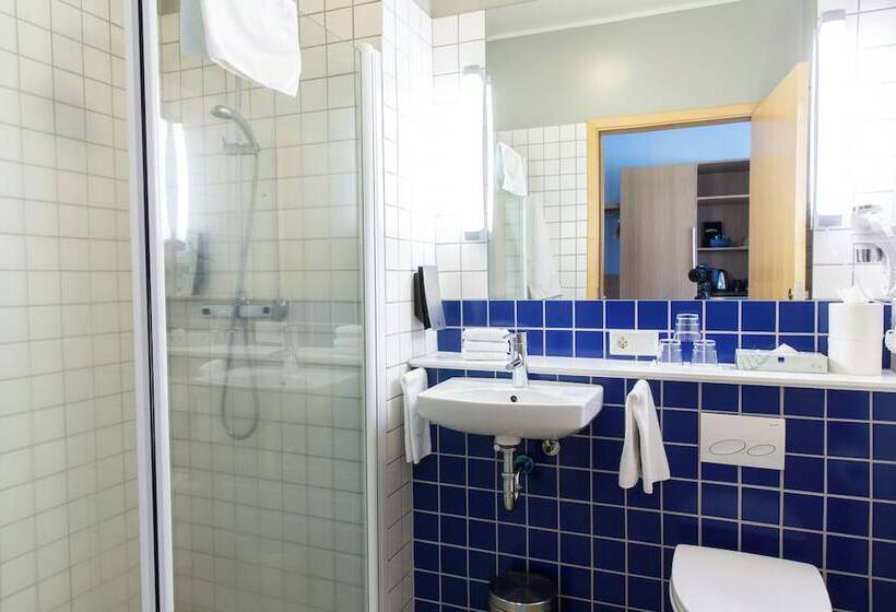 اتاق استاندارد, Selfoss