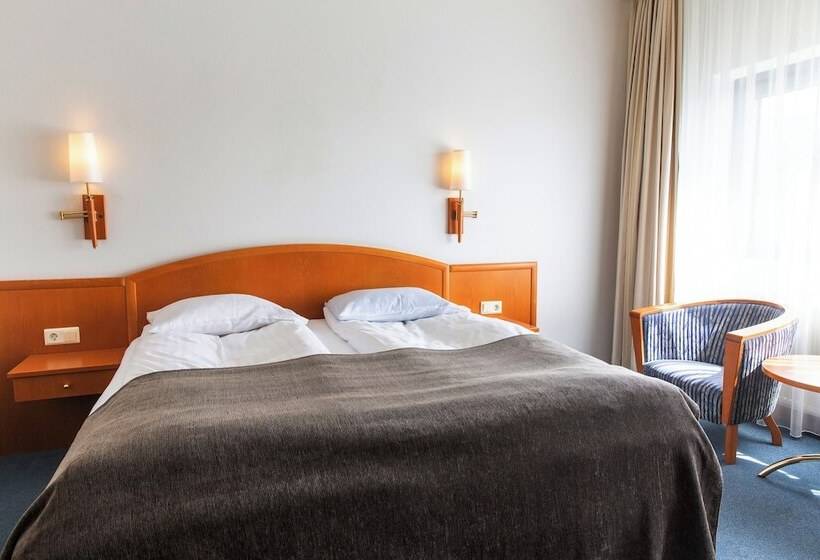 اتاق استاندارد, Selfoss