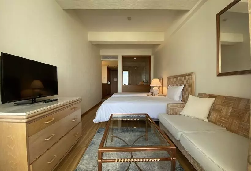 Comfort room with mountain view, The Moon Beach Museum Resort