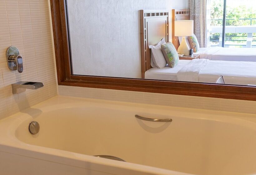 디럭스 룸 산전망, The Moon Beach Museum Resort