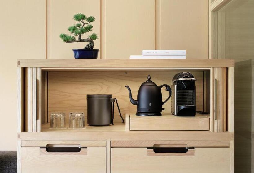 Номер Стандарт с Балконом Вид на Сад, The Ritzcarlton, Nikko