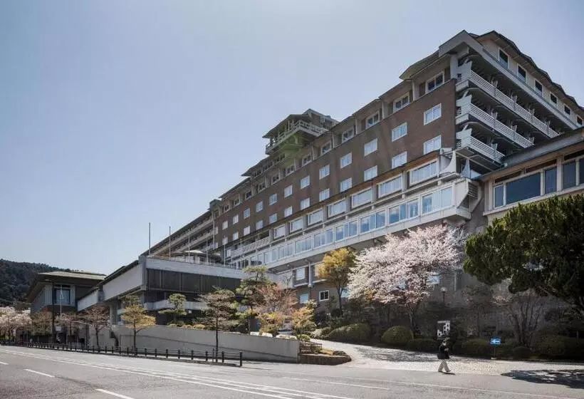 キングサイズベッド、ビュー付きデラックスルーム, The Westin Miyako Kyoto