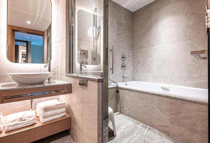 اتاق لوکس با چشمانداز, The Westin Miyako Kyoto