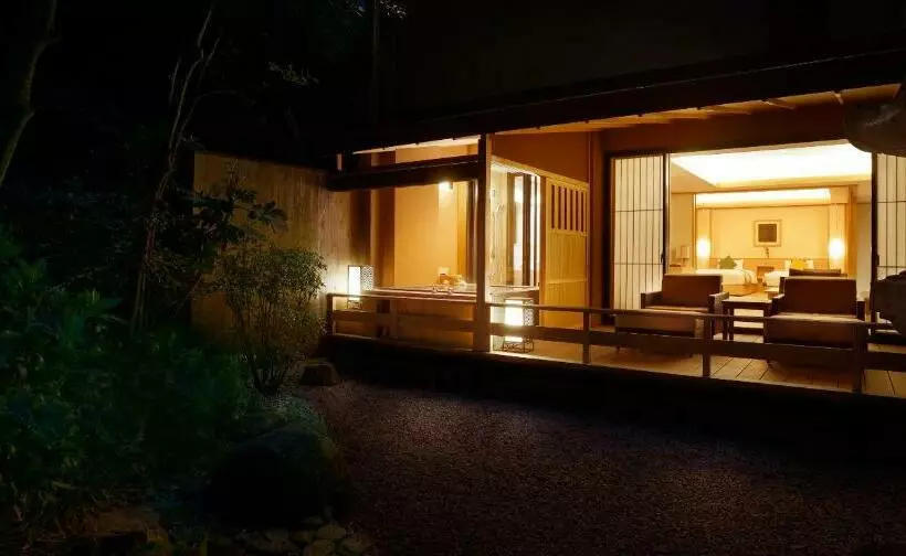 プレミアムスイート, Toba International Hotel Shiojitei