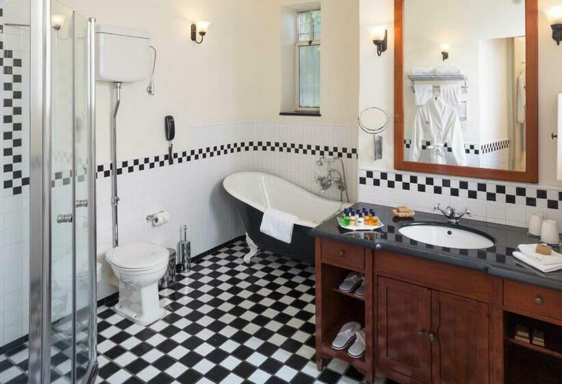 סוויטה, The American Colony Hotel   Small Luxury Hotels Of The World