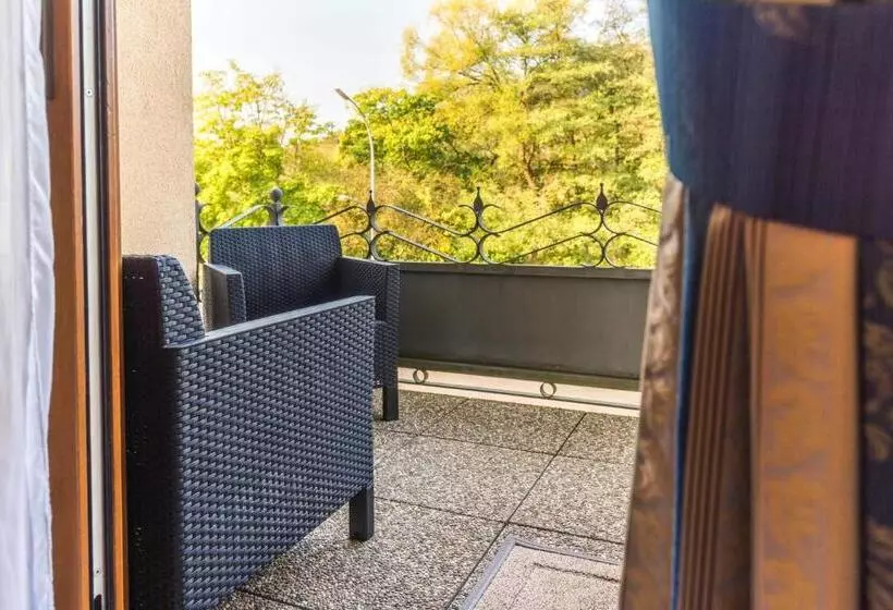Suite with Terrace, Brimer