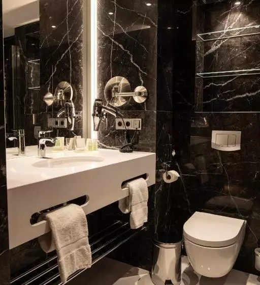 اتاق استاندارد با بالکن, Casino 2000   Adult Guests Only