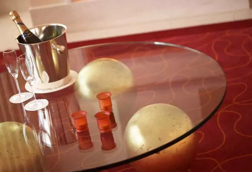 اتاق استاندارد, Casino 2000   Adult Guests Only