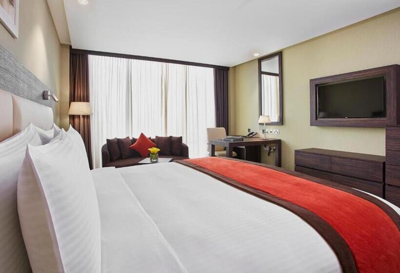 اتاق لوکس با تخت بزرگ, Crowne Plaza Kuwait Al Thuraya City, An Ihg
