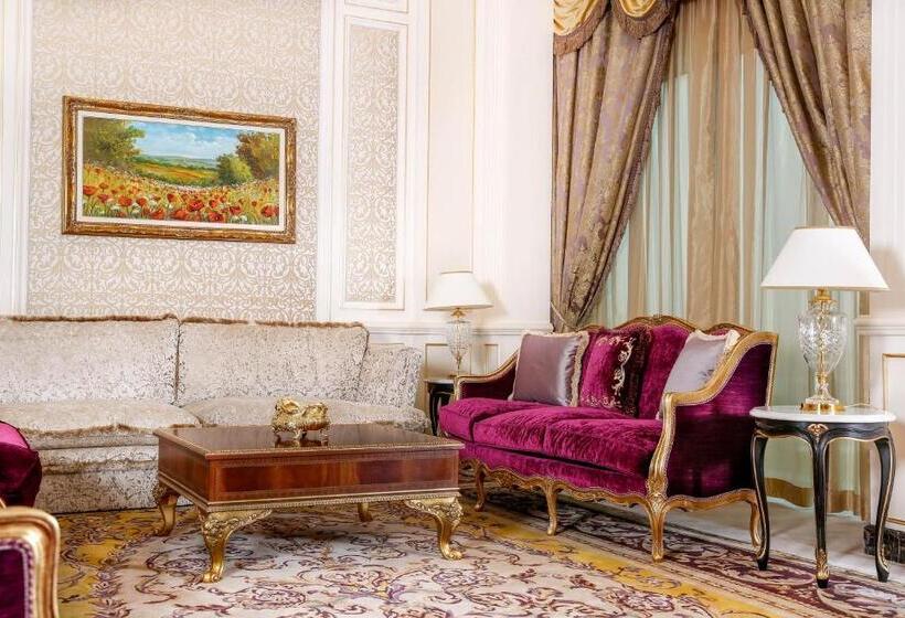 سوئیت رویال, Crowne Plaza Kuwait Al Thuraya City, An Ihg