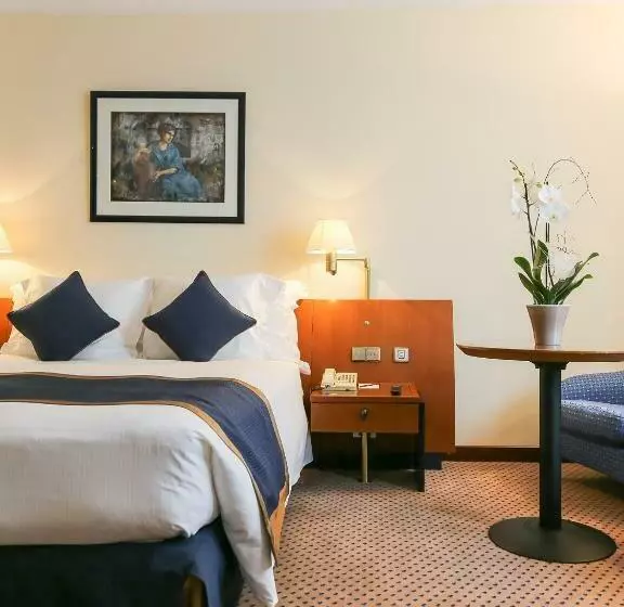 اتاق کلاب, Le Royal Hotels & Resorts Luxembourg