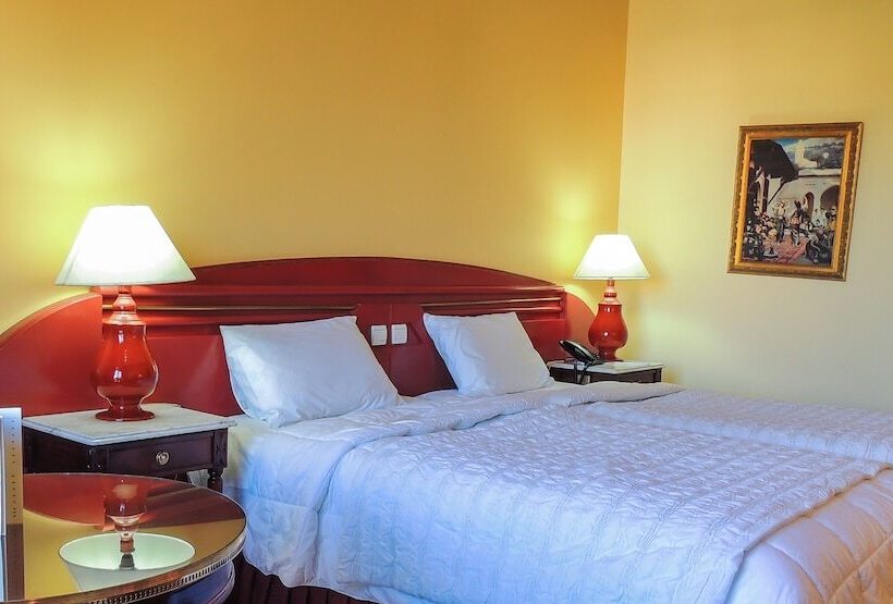 اتاق استاندارد با چشمانداز کوهستان, Les Merinides