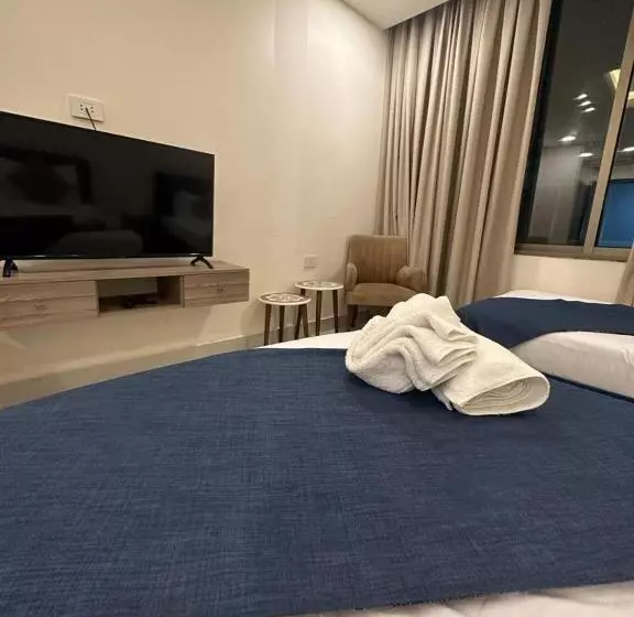 سوییت جونیور, Orient Prince