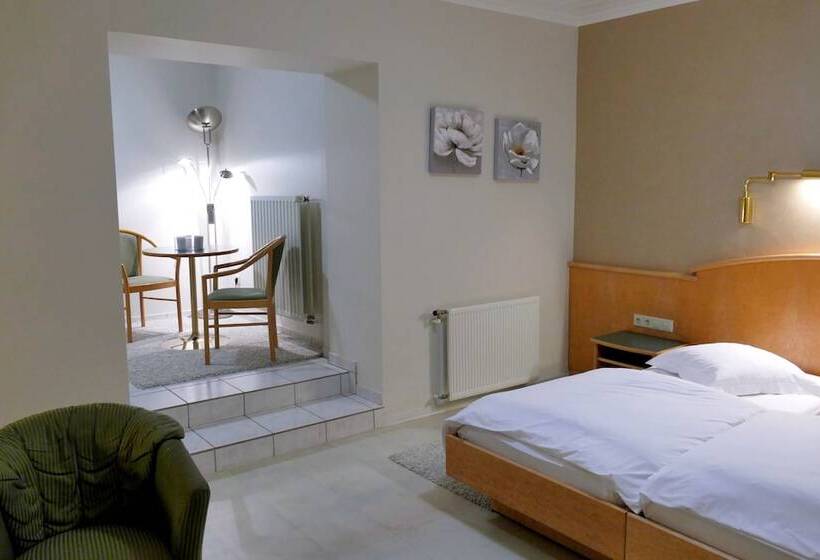 اتاق استاندارد, Re Ser Stuff