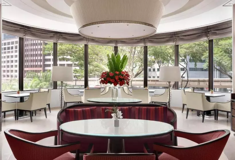 اتاق اجرایی با تخت بزرگ, Shangrila Kuala Lumpur