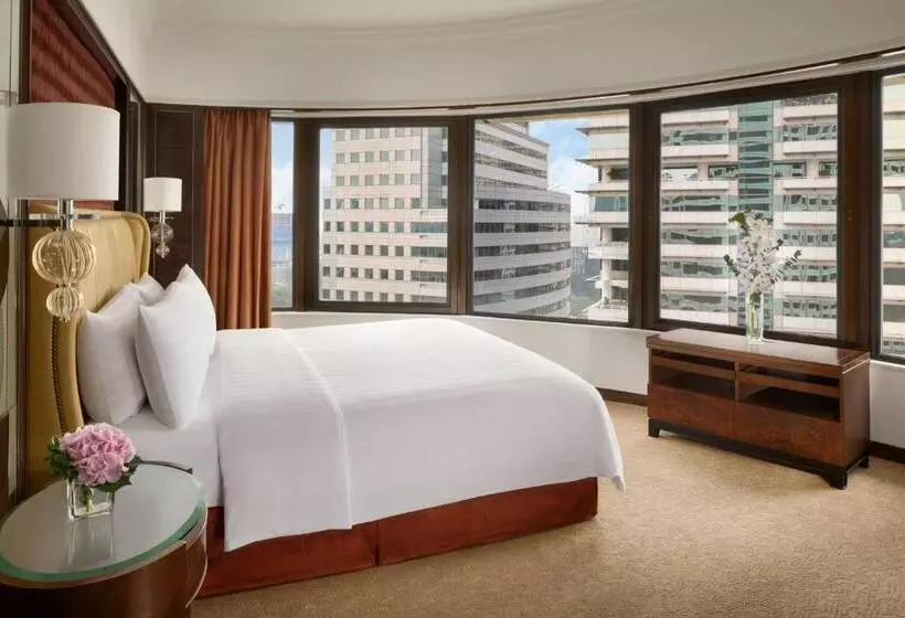 اتاق اجرایی با تخت بزرگ, Shangrila Kuala Lumpur