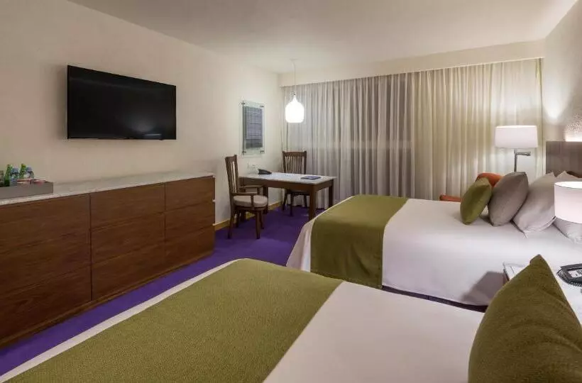 اتاق لوکس با چشم‌انداز باغ, Camino Real Polanco Mexico