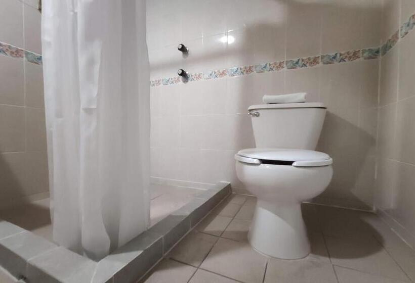 غرفة قياسية ثلاثية, Collection O Hotel Del Portal, Puebla