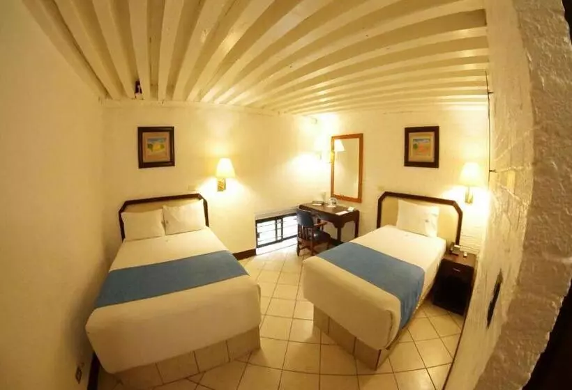 スタンダードトリプルルーム, Collection O Hotel Del Portal, Puebla
