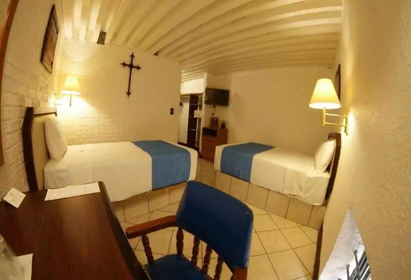 スタンダードトリプルルーム, Collection O Hotel Del Portal, Puebla