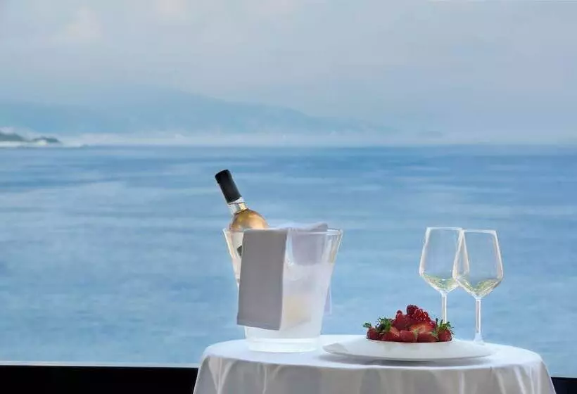 Suite, Columbus Hotel Monte Carlo, Curio Collection By Hilton