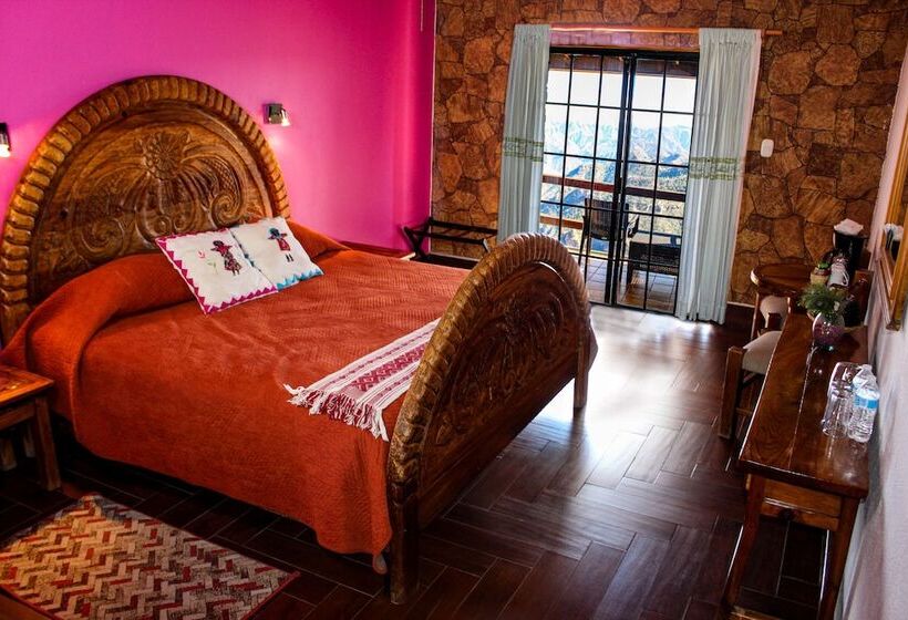 غرفة قياسية مزوَّدة بشُرفة, Divisadero Barrancas