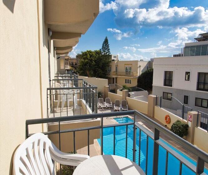 اتاق استاندارد با بالکن, Kappara