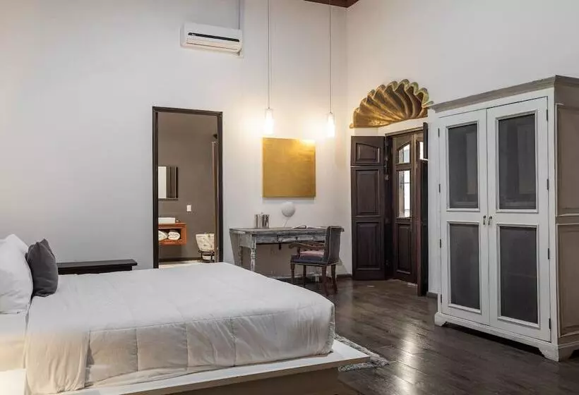 سوییت, Mesón De Santa Rosa Luxury