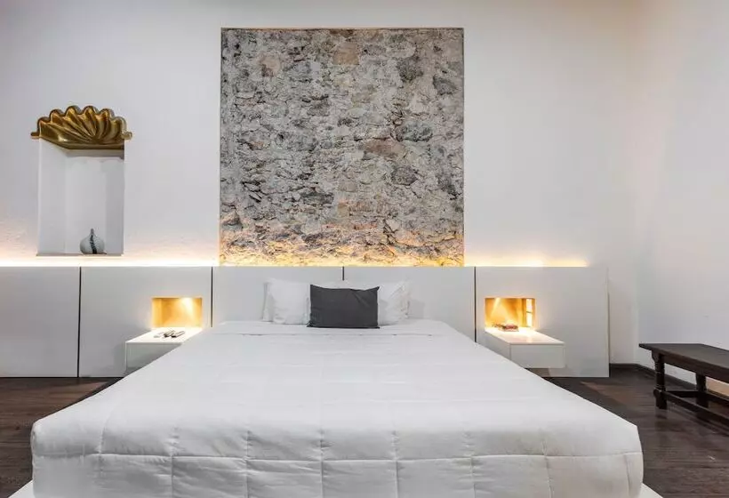 سوییت, Mesón De Santa Rosa Luxury