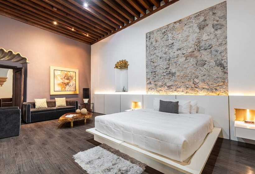 Люкс, Mesón De Santa Rosa Luxury