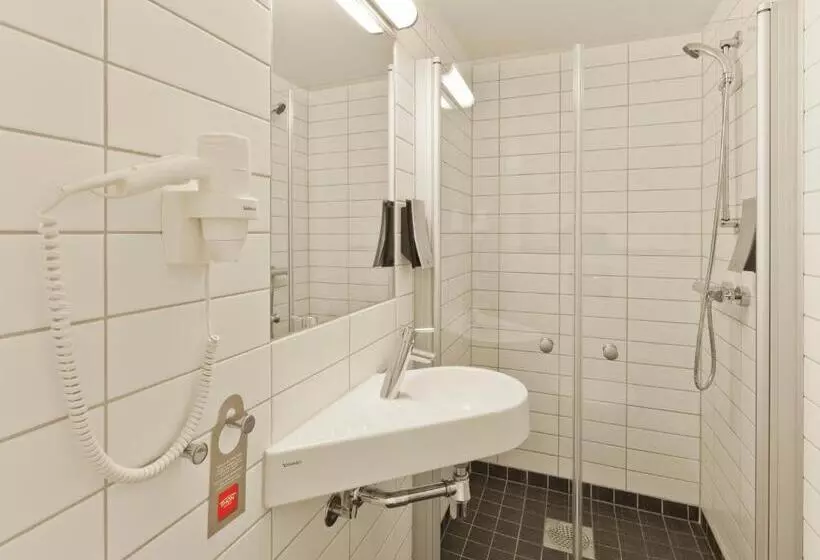 اتاق استاندارد یک نفره, Mediinn Hotel Oslo